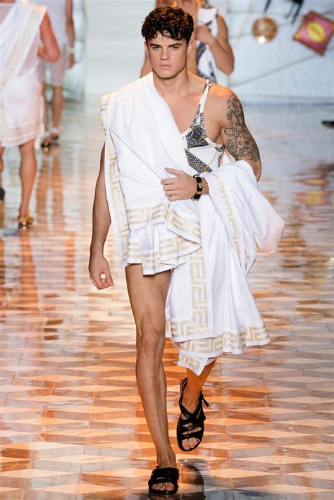 versace men's spring summer 2015|Versace dresses 2015.